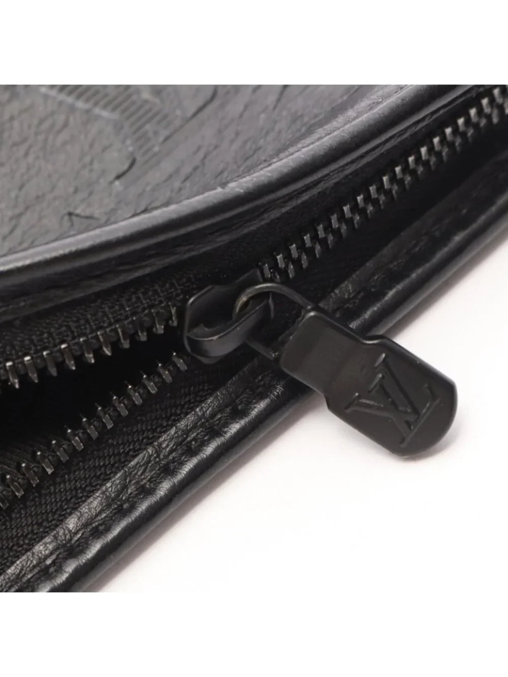Louis Vuitton Shoulder Bag Gaston Wearable Wallet Noir Leather